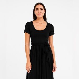 Forever 21 Classic Midi Dress women’s Small size S